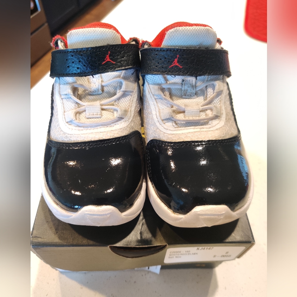 Jordan 11 CMFT LOW TD